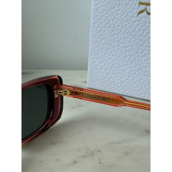 NEW Dior HighLight S1I Sunglasses in Purple main image 7